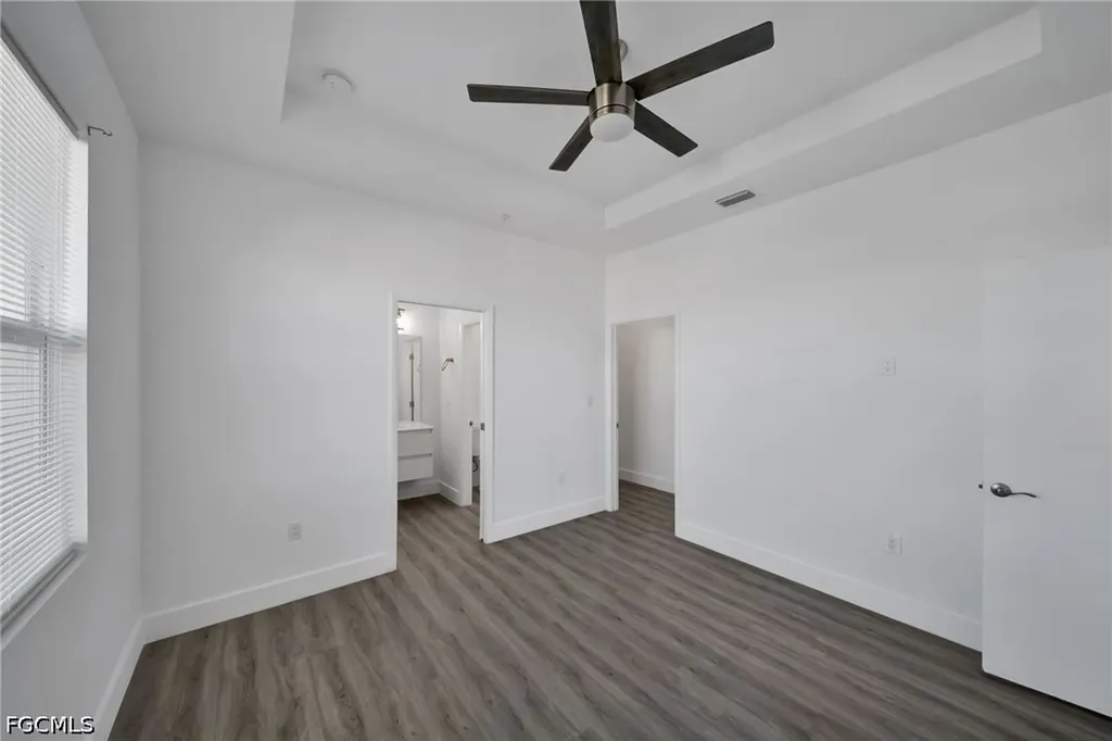 275 SW 4th Street Cape Coral FL 33991