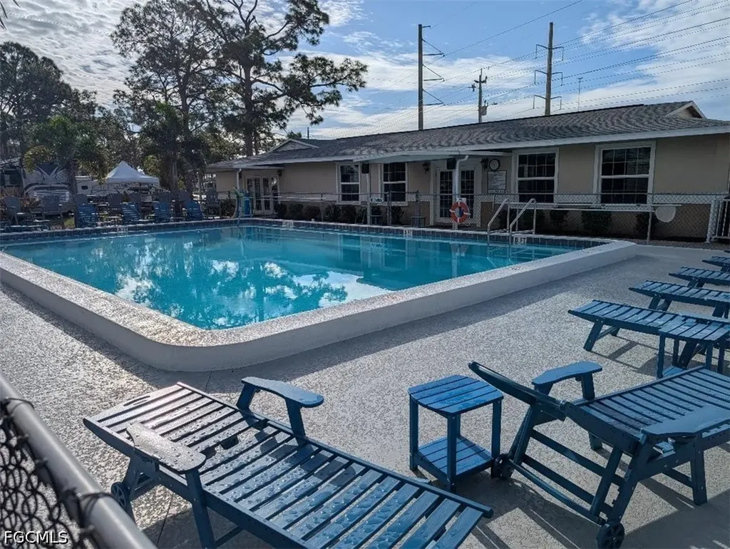 32 Greenwood Drive North Fort Myers FL 33903