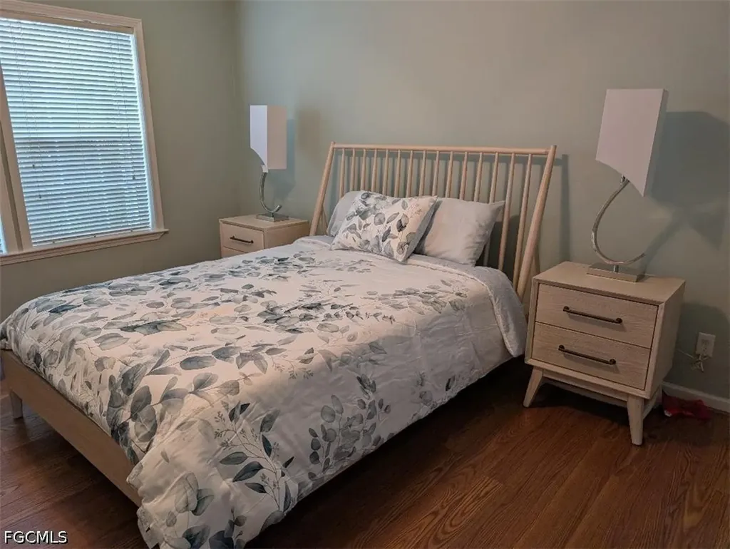 32 Greenwood Drive North Fort Myers FL 33903