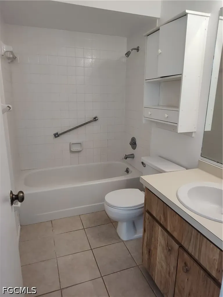 9395 Lennex Lane W Fort Myers FL 33919