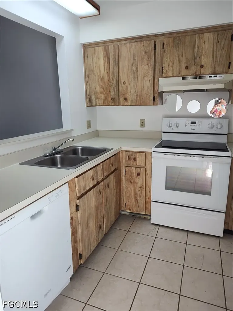 9395 Lennex Lane W Fort Myers FL 33919