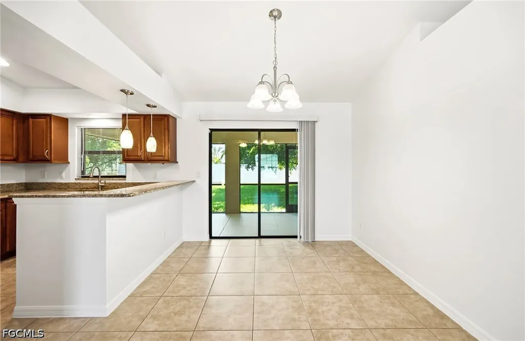 1502 SE 33rd Street Cape Coral FL 33904