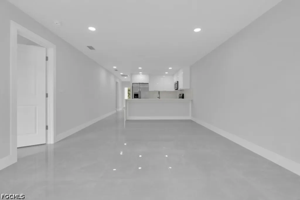 5137 26 Street Lehigh Acres FL 33973