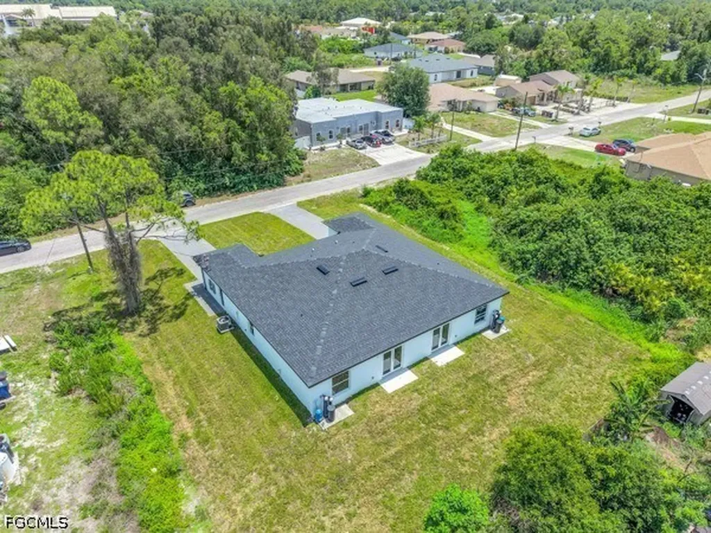 5137 26 Street Lehigh Acres FL 33973