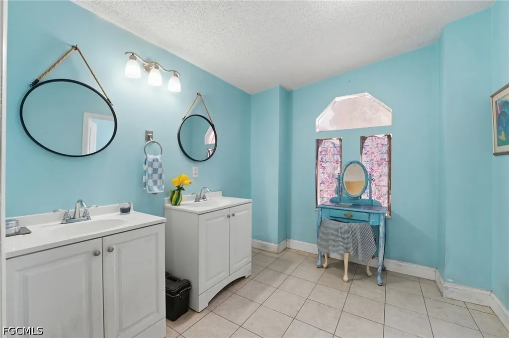 7962 Bartholomew Drive North Fort Myers FL 33917