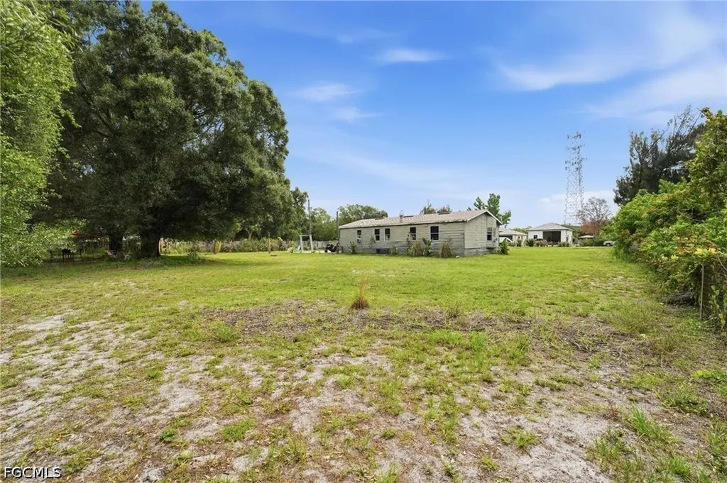 7962 Bartholomew Drive North Fort Myers FL 33917