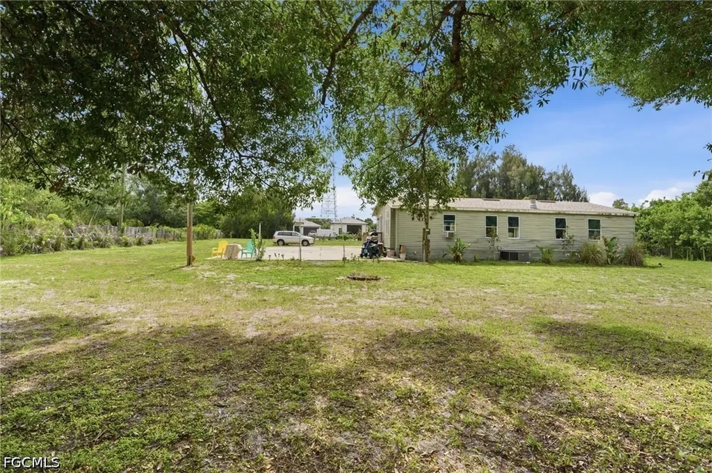 7962 Bartholomew Drive North Fort Myers FL 33917
