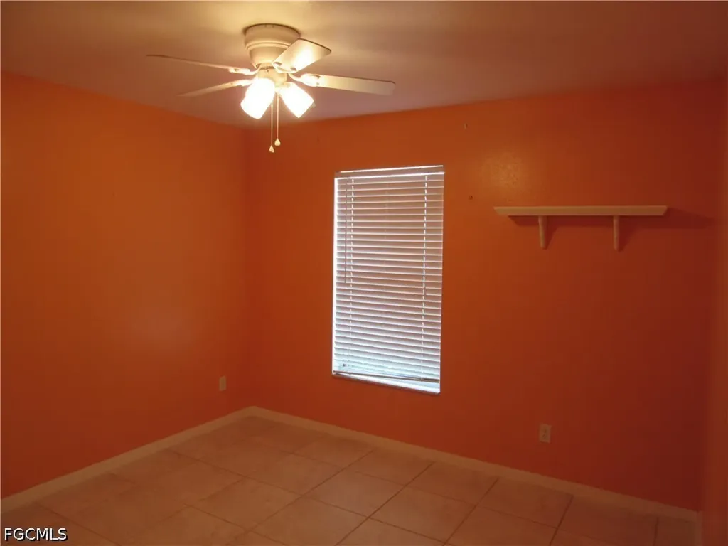 271 SW 4th Street Cape Coral FL 33991