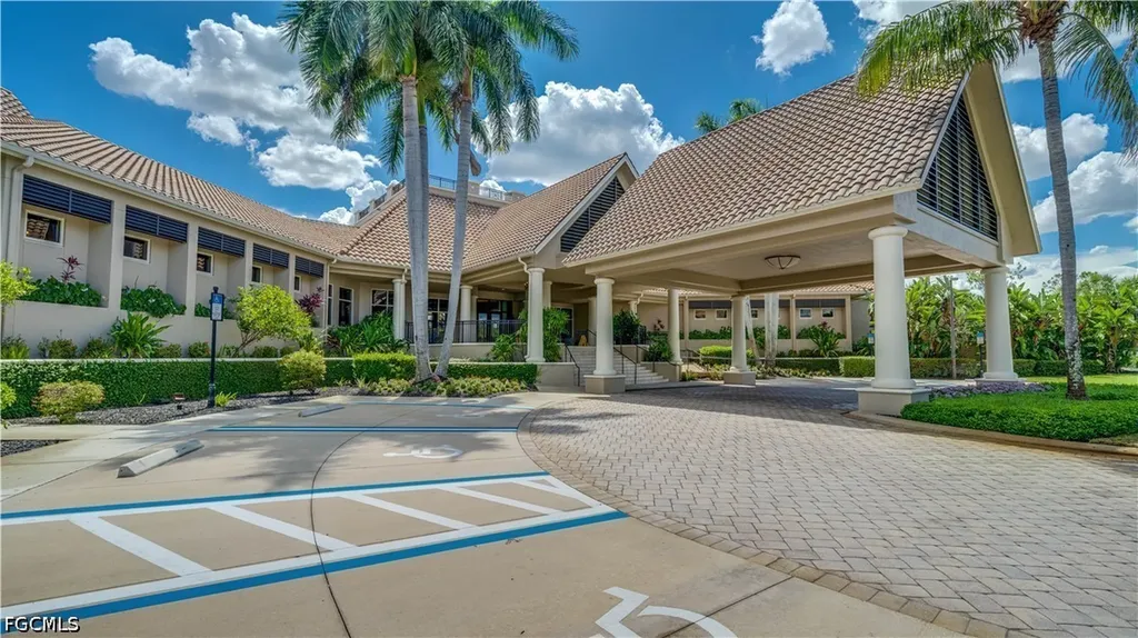 10230 Glastonbury Circle Fort Myers FL 33913