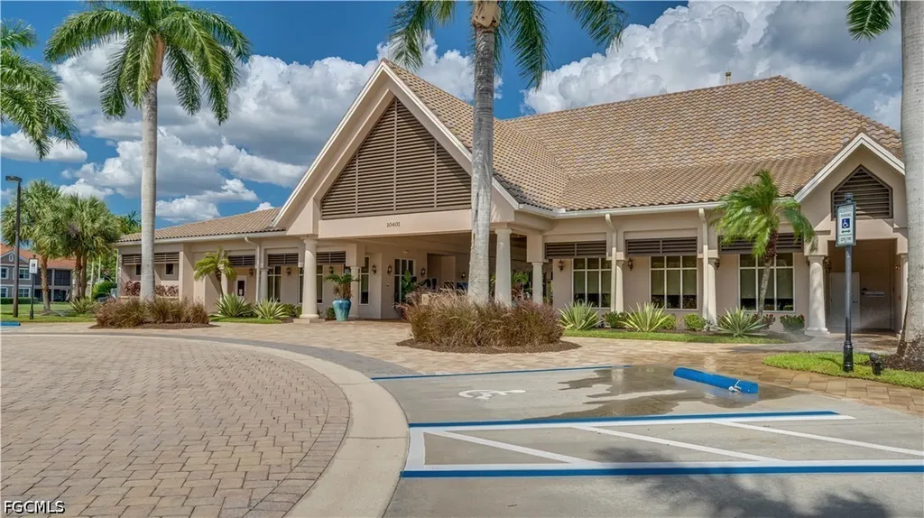 10230 Glastonbury Circle Fort Myers FL 33913