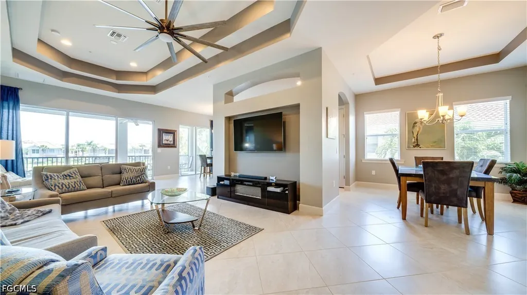 10230 Glastonbury Circle Fort Myers FL 33913
