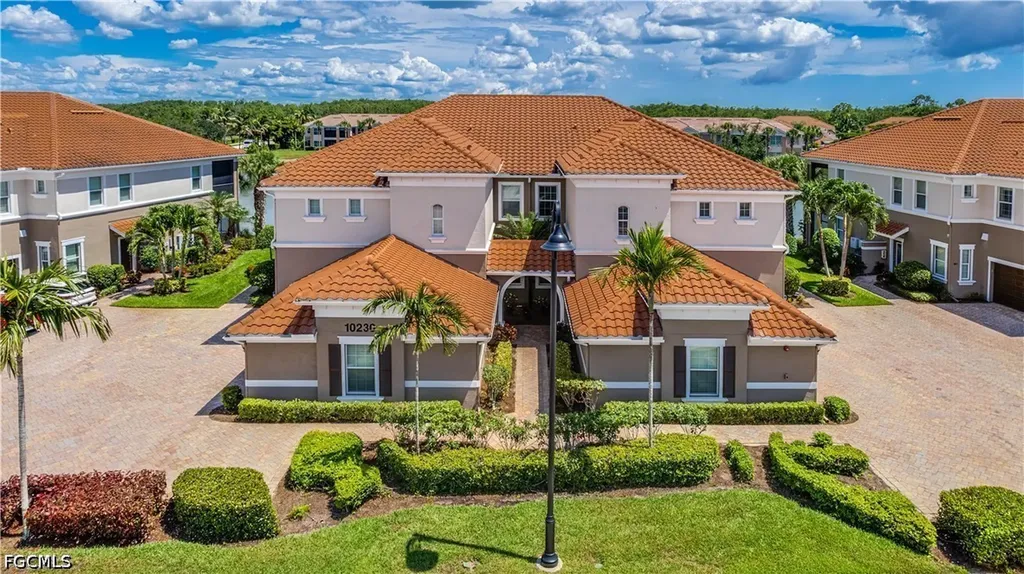 10230 Glastonbury Circle Fort Myers FL 33913