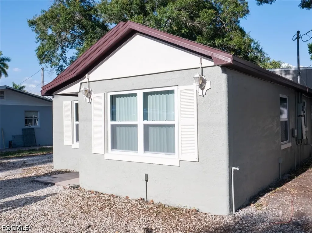 1526 Wood Road North Fort Myers FL 33903