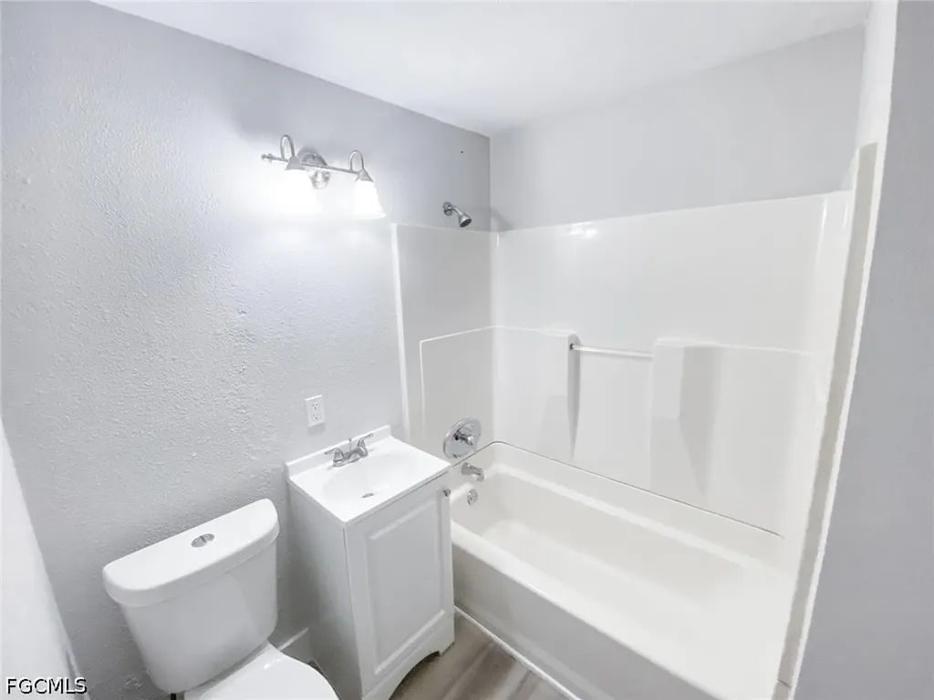 1526 Wood Road North Fort Myers FL 33903