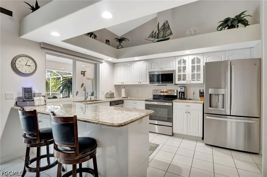 809 Robert Avenue Lehigh Acres FL 33936