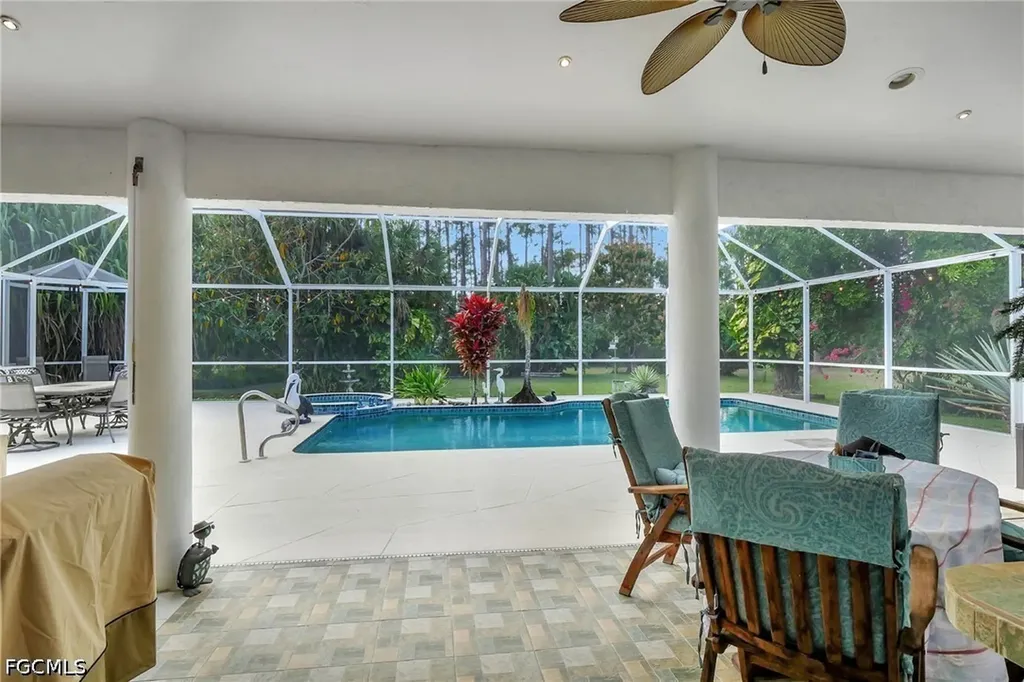 809 Robert Avenue Lehigh Acres FL 33936