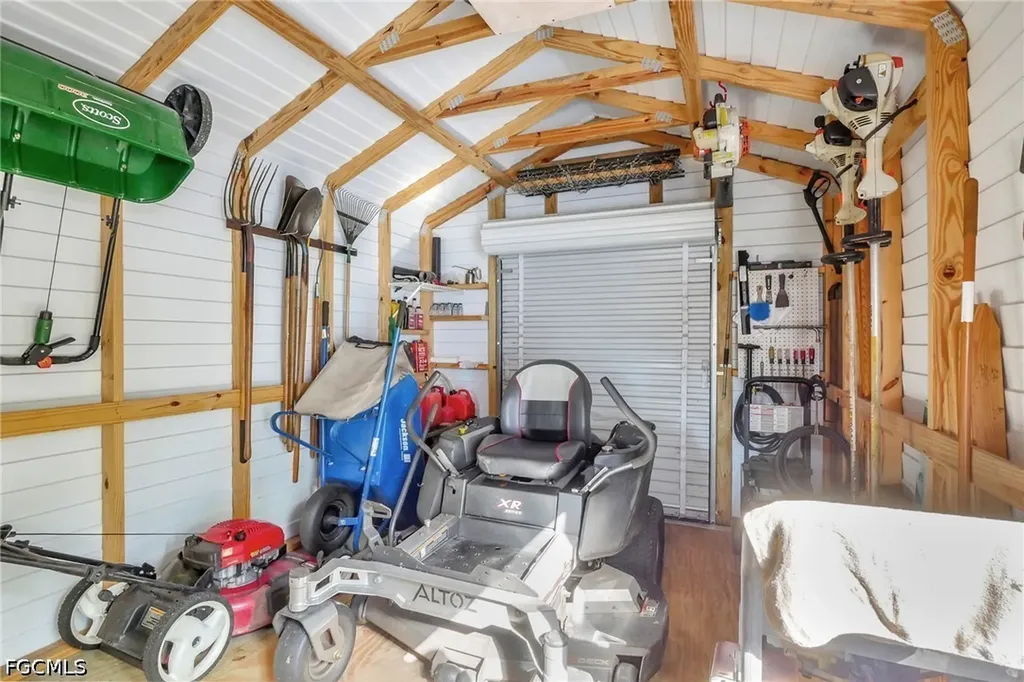 809 Robert Avenue Lehigh Acres FL 33936