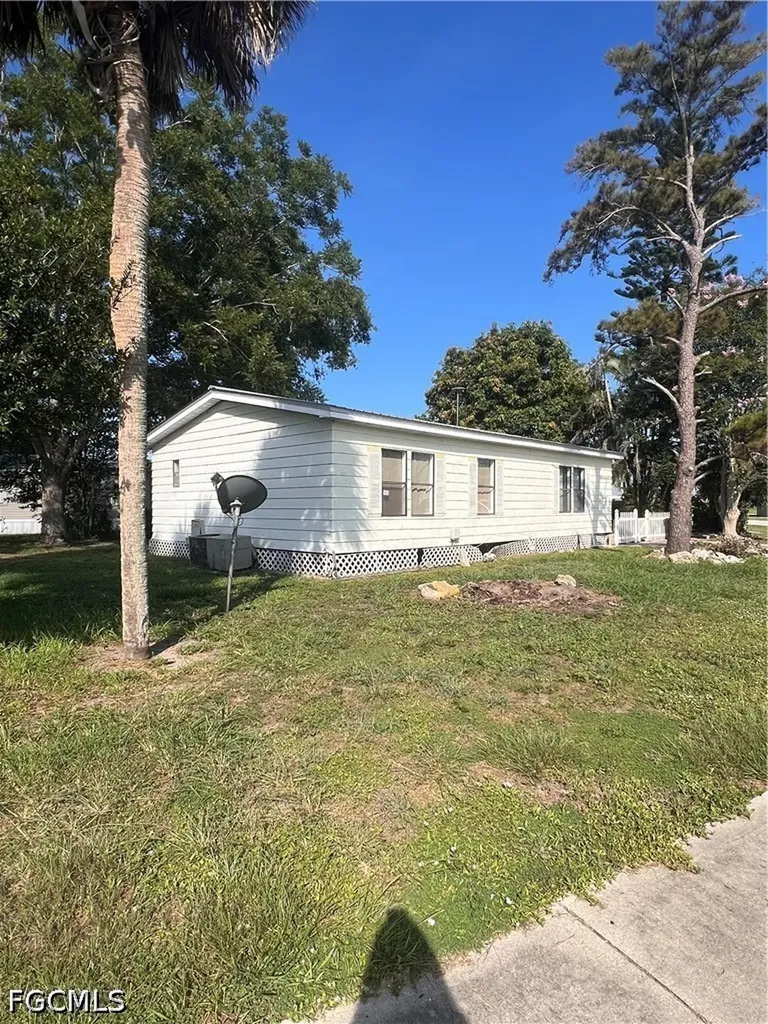504 Water Oak Avenue Clewiston FL 33440