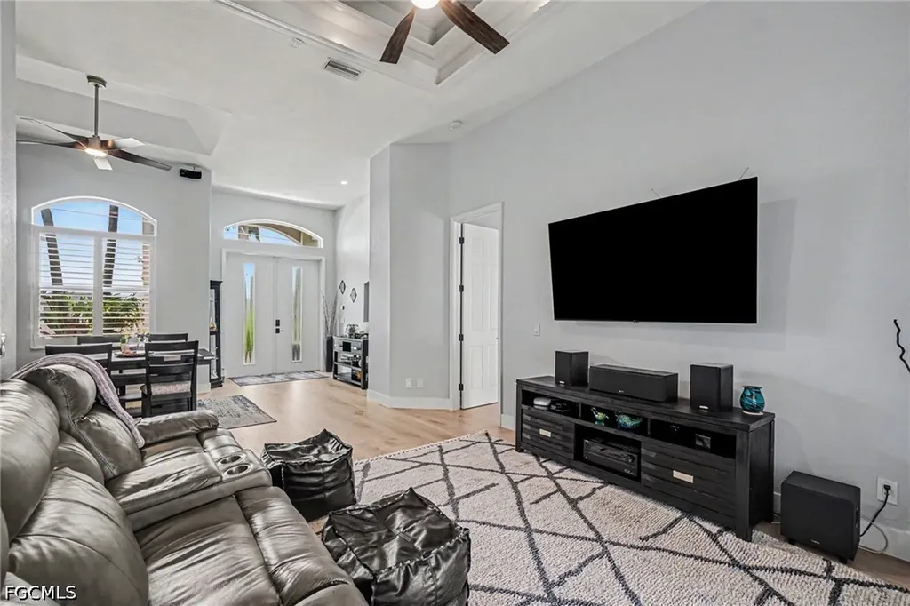 1833 NW 7th Avenue Cape Coral FL 33993