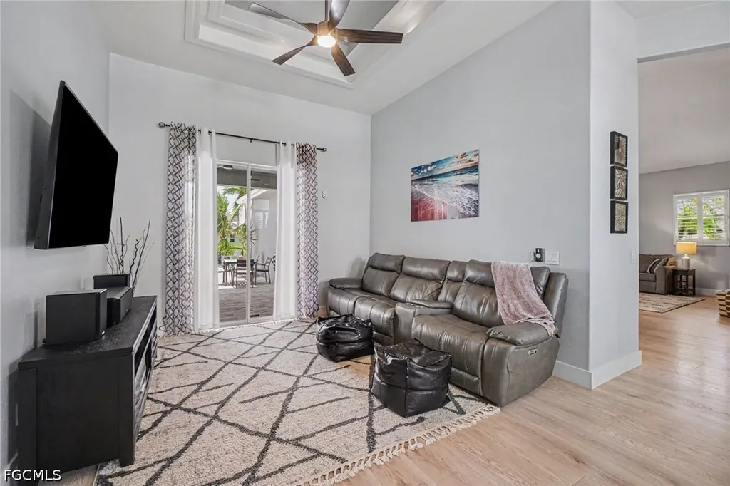 1833 NW 7th Avenue Cape Coral FL 33993