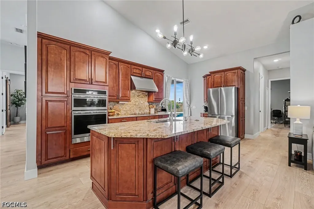 1833 NW 7th Avenue Cape Coral FL 33993