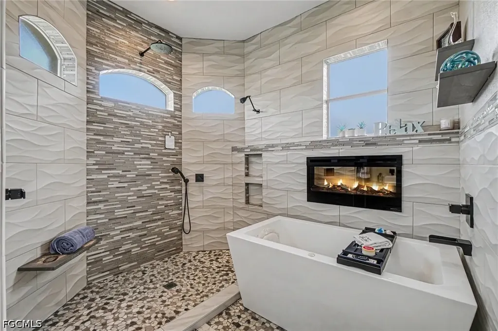 1833 NW 7th Avenue Cape Coral FL 33993