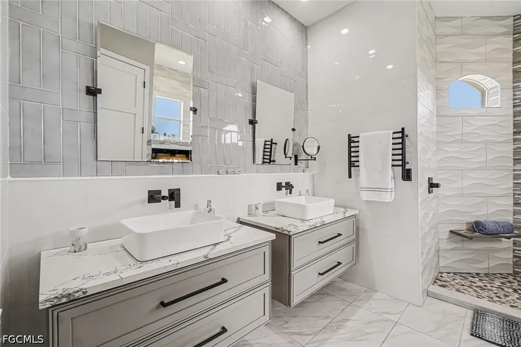 1833 NW 7th Avenue Cape Coral FL 33993