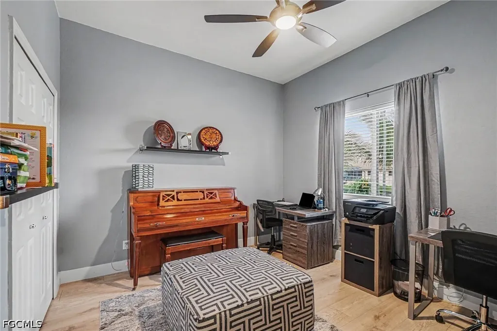 1833 NW 7th Avenue Cape Coral FL 33993