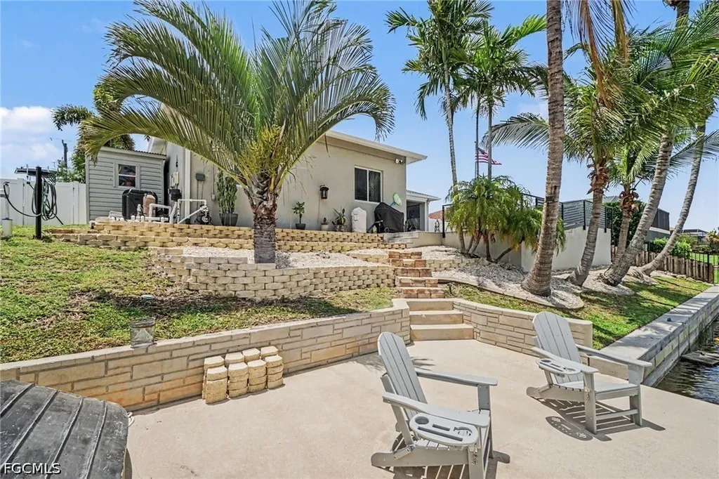 1833 NW 7th Avenue Cape Coral FL 33993