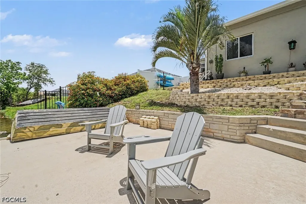 1833 NW 7th Avenue Cape Coral FL 33993