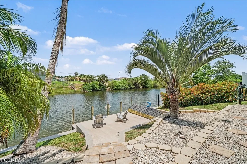 1833 NW 7th Avenue Cape Coral FL 33993