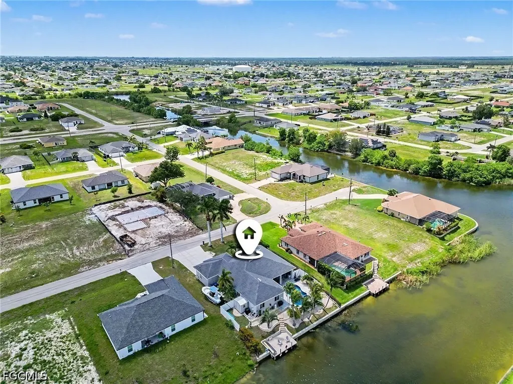 1833 NW 7th Avenue Cape Coral FL 33993