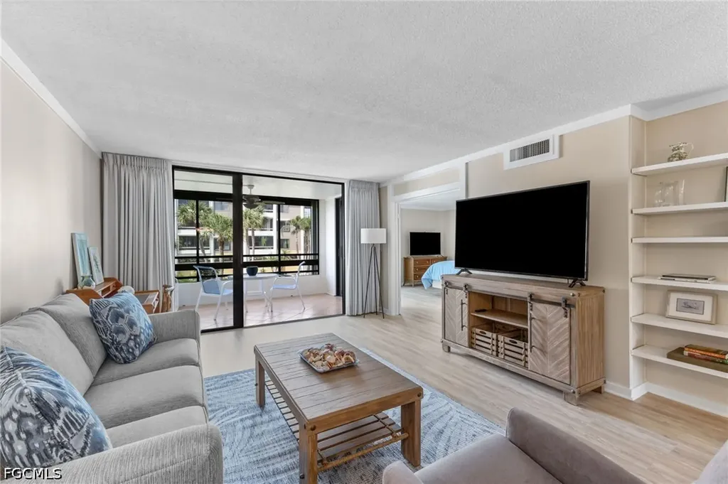 2777 W Gulf Drive Sanibel FL 33957