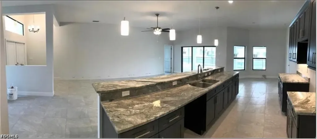 815 SW 11th Court Cape Coral FL 33991