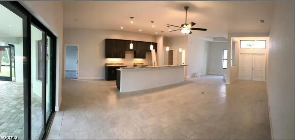 815 SW 11th Court Cape Coral FL 33991