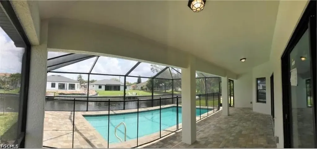815 SW 11th Court Cape Coral FL 33991