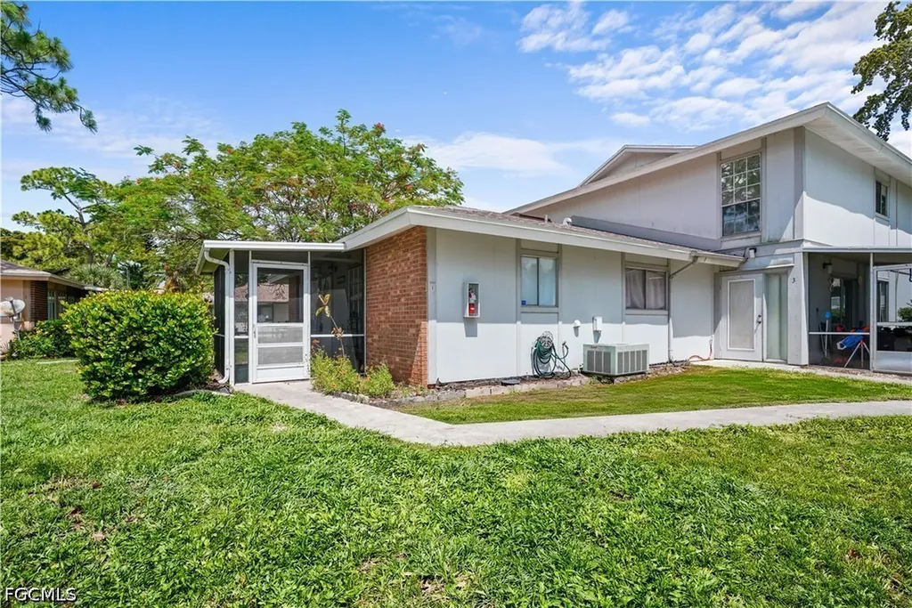 3369 Yukon Circle Fort Myers FL 33907