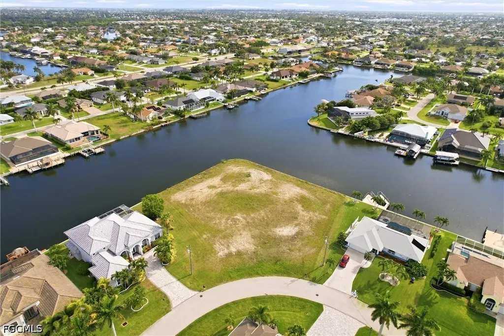 3021 SW 27th Place Cape Coral FL 33914