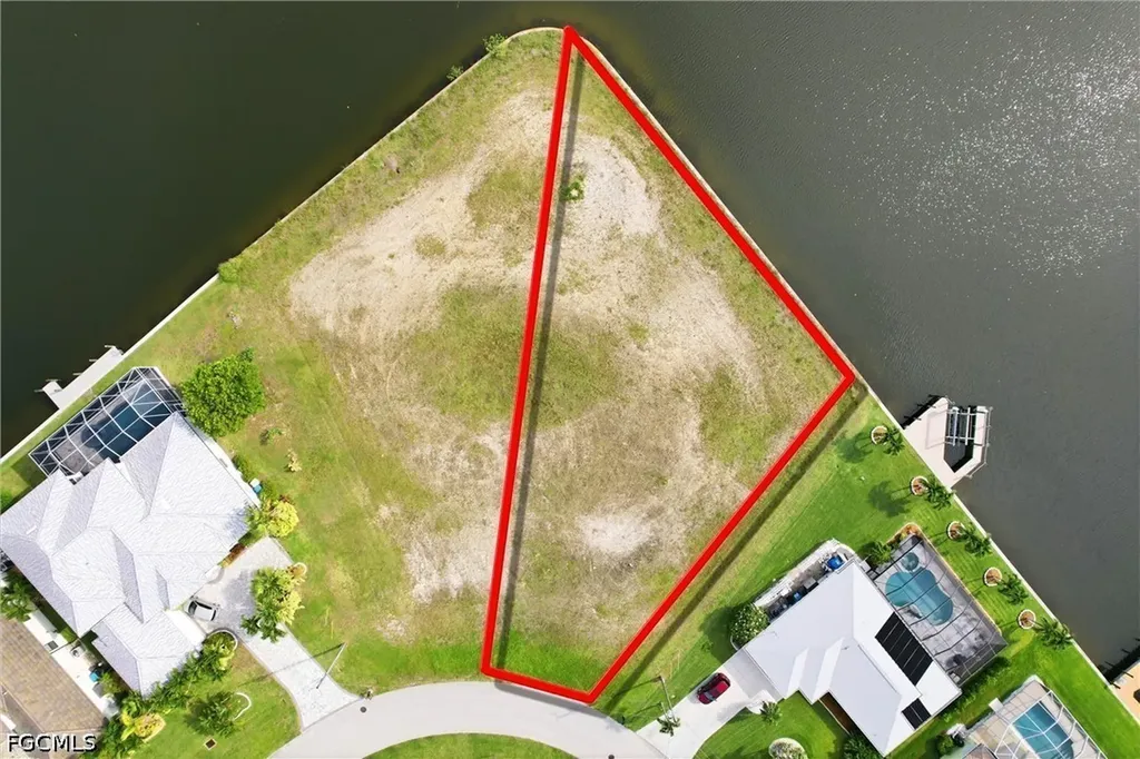 3021 SW 27th Place Cape Coral FL 33914