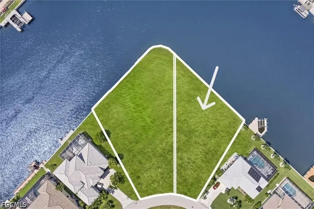 3021 SW 27th Place Cape Coral FL 33914