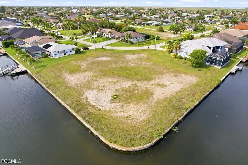 3021 SW 27th Place Cape Coral FL 33914