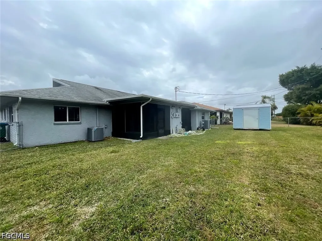 613 SE 14th Terrace Cape Coral FL 33990