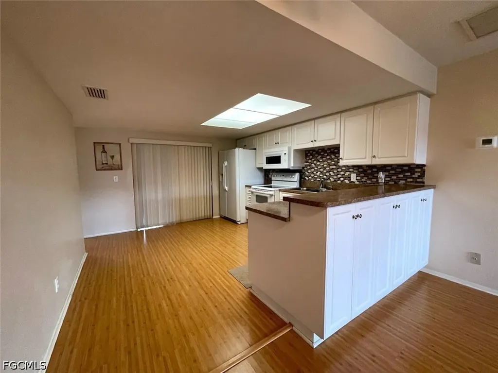 613 SE 14th Terrace Cape Coral FL 33990
