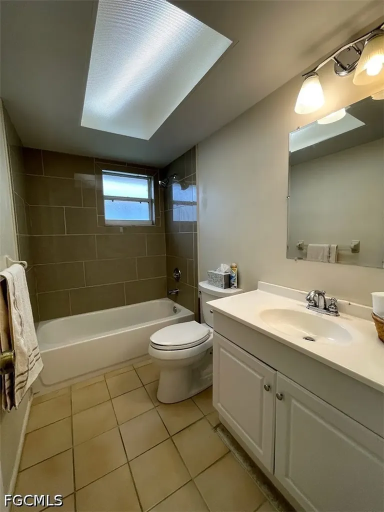 613 SE 14th Terrace Cape Coral FL 33990