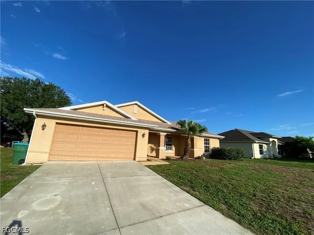 1104 NW 11th Place Cape Coral FL 33993