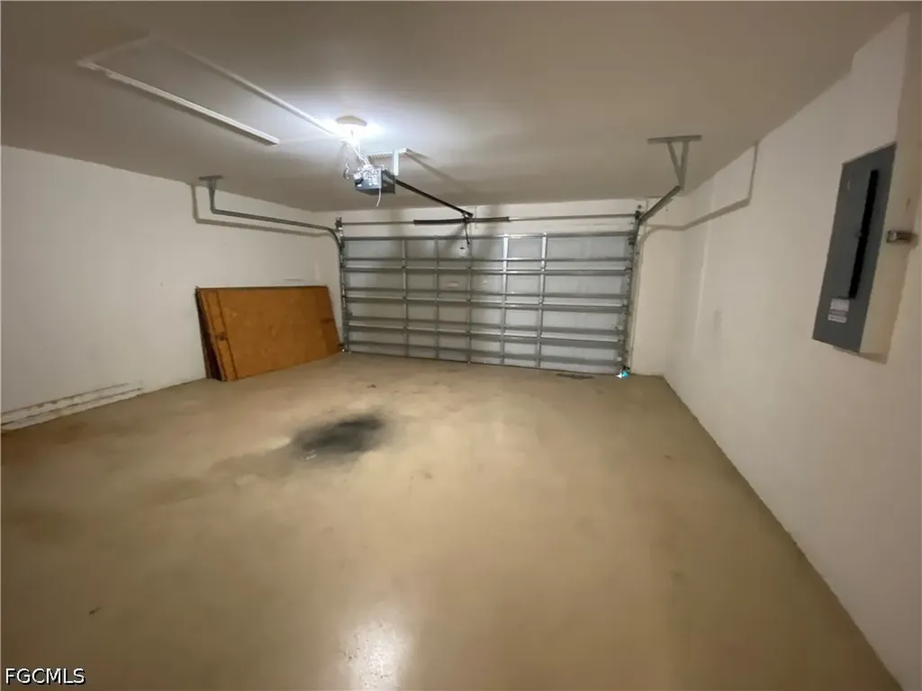 1104 NW 11th Place Cape Coral FL 33993