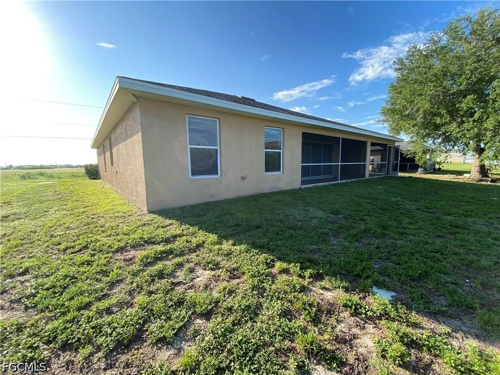 1104 NW 11th Place Cape Coral FL 33993