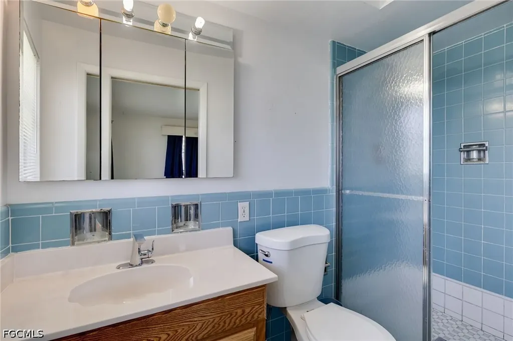 1117 SE 33rd Terrace Cape Coral FL 33904