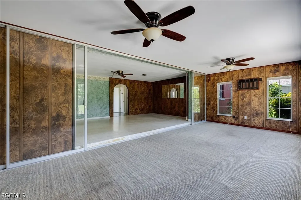 1117 SE 33rd Terrace Cape Coral FL 33904