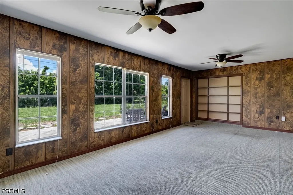 1117 SE 33rd Terrace Cape Coral FL 33904